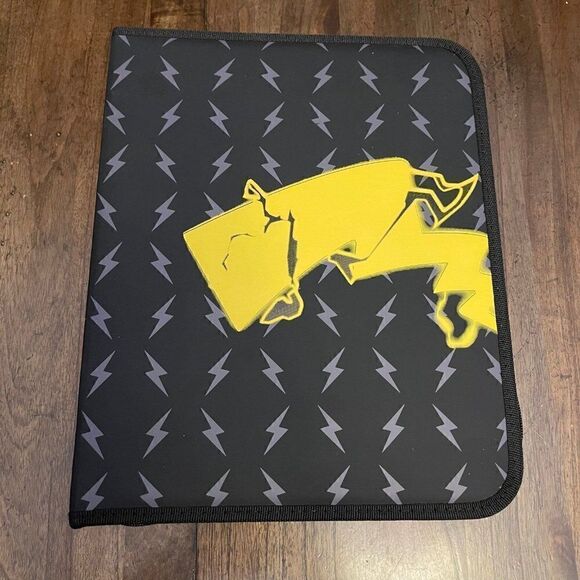 Pokemom 3 Ring Binder Pikachu Tail - Binder Only Full Size - Picture 2 of 6